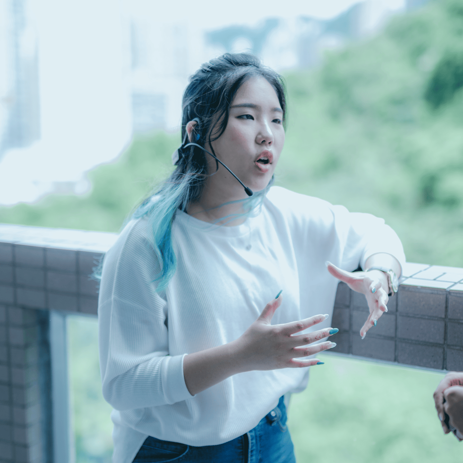 how to not sing from your throat