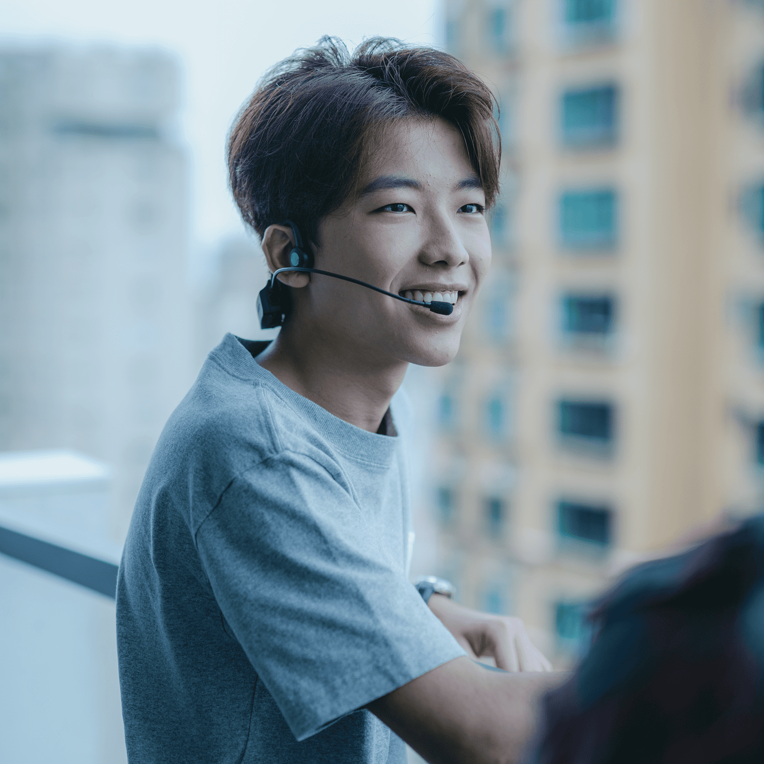 how to get better at singing without lessons